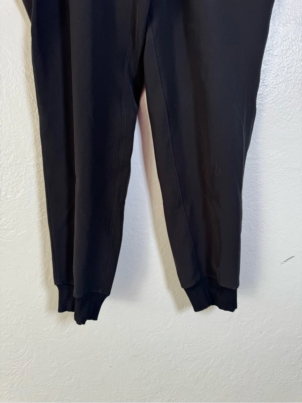 Lululemon On The Fly Jogger